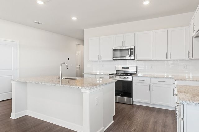 405 Gladstone Way, Spring Hill, TN 37174