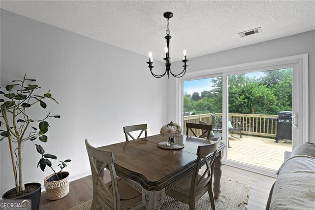 2668 Farmstead Road SE, Smyrna, GA 30080