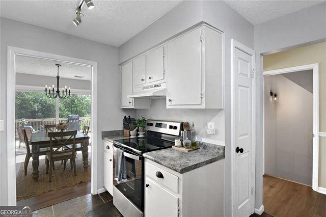 2668 Farmstead Road SE, Smyrna, GA 30080