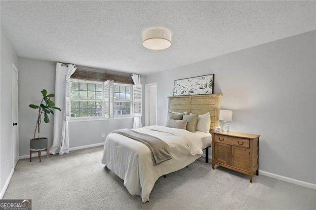 2668 Farmstead Road SE, Smyrna, GA 30080