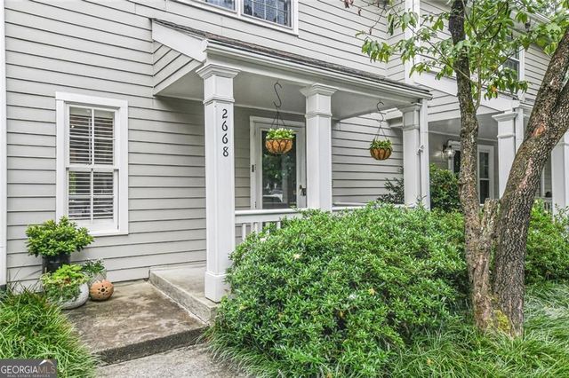 2668 Farmstead Road SE, Smyrna, GA 30080