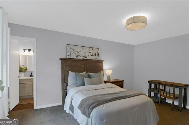 2668 Farmstead Road SE, Smyrna, GA 30080