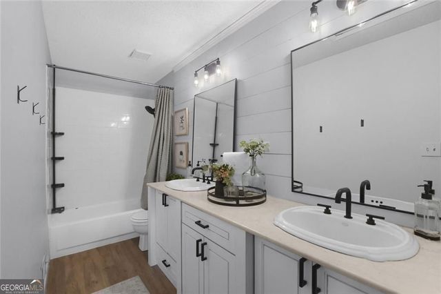 2668 Farmstead Road SE, Smyrna, GA 30080