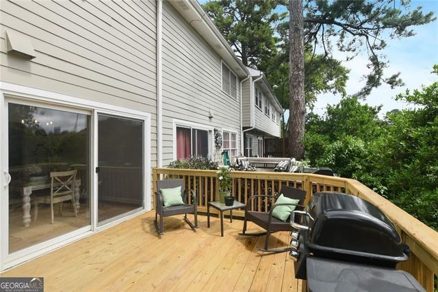 2668 Farmstead Road SE, Smyrna, GA 30080