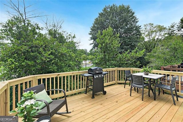 2668 Farmstead Road SE, Smyrna, GA 30080