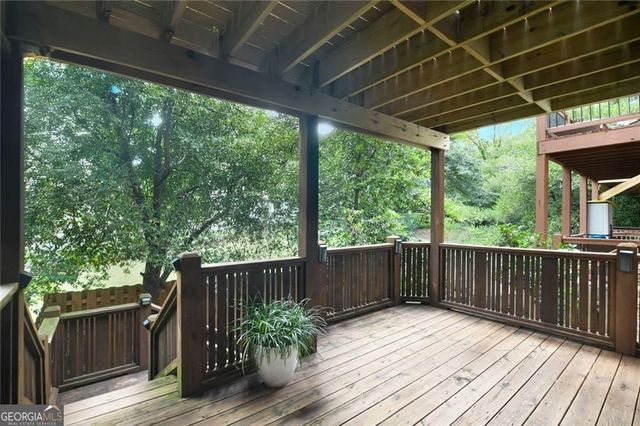 2668 Farmstead Road SE, Smyrna, GA 30080