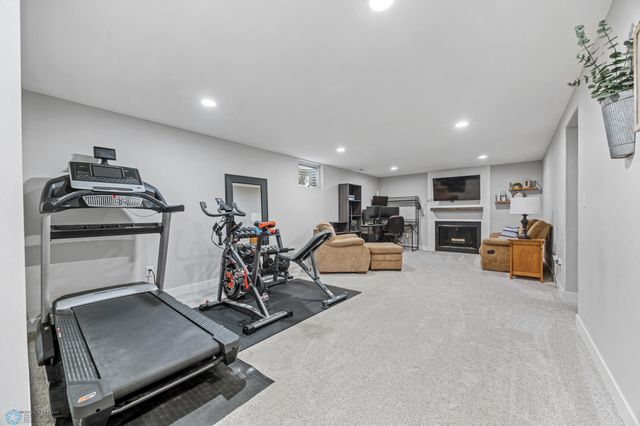 1814 13th Avenue N, Moorhead, MN 56560