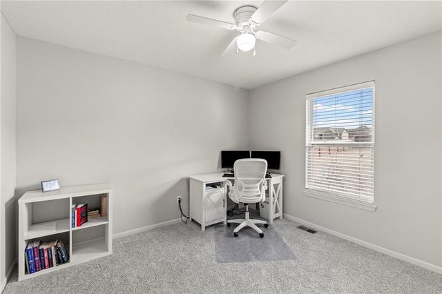 705 Chisam Road, Kearney, MO 64060