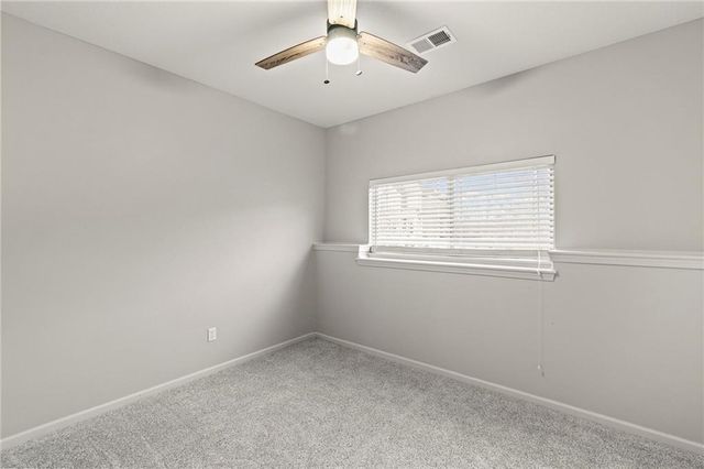 705 Chisam Road, Kearney, MO 64060