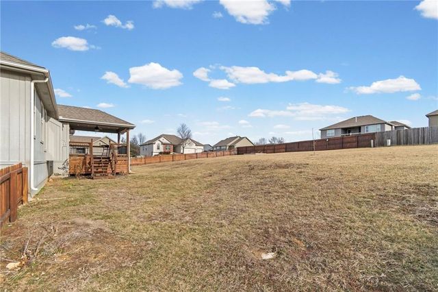 705 Chisam Road, Kearney, MO 64060