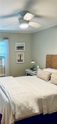 23 Sherwood Road, Middletown, RI 02842