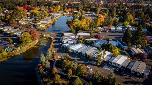 2321 SW Webster Road, Grants Pass, OR 97526