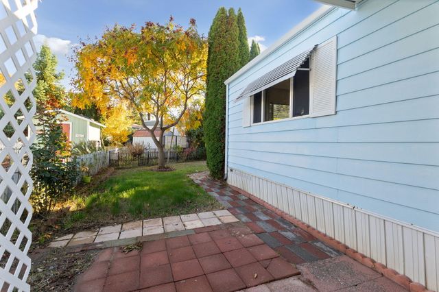 2321 SW Webster Road, Grants Pass, OR 97526