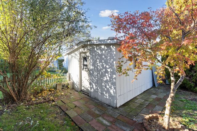 2321 SW Webster Road, Grants Pass, OR 97526