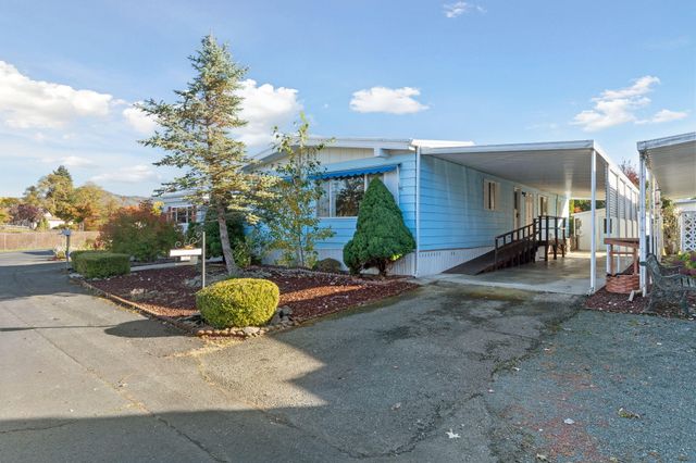 2321 SW Webster Road, Grants Pass, OR 97526