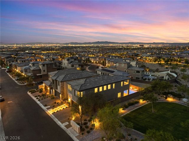 11861 Pelican Butte Avenue, Las Vegas, NV 89138
