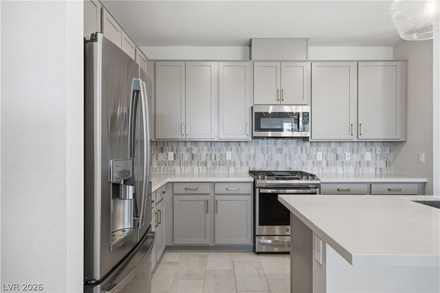11861 Pelican Butte Avenue, Las Vegas, NV 89138