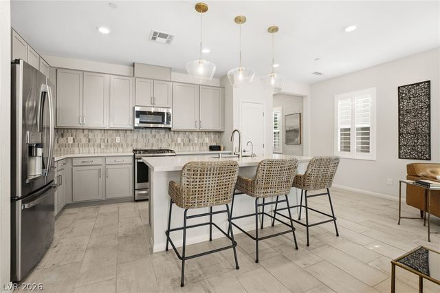 11861 Pelican Butte Avenue, Las Vegas, NV 89138
