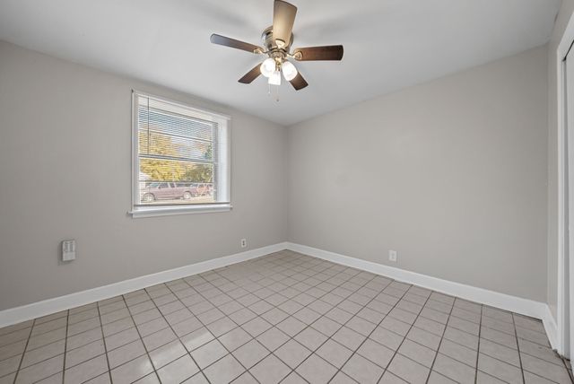 432 Circle Dr Apt D, Clarksville, TN 37043