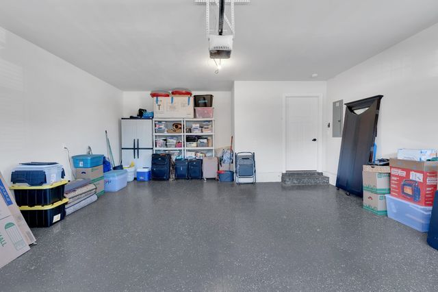 810 Rae Dr, Columbia, TN 38401