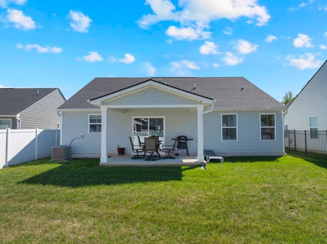 810 Rae Dr, Columbia, TN 38401