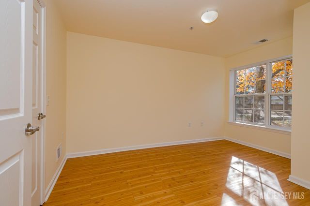 99 Liddle Avenue, Edison, NJ 08837