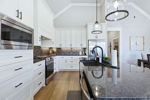 1185 Essex Drive, Benton, AR 72019