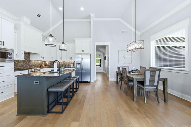 1185 Essex Drive, Benton, AR 72019