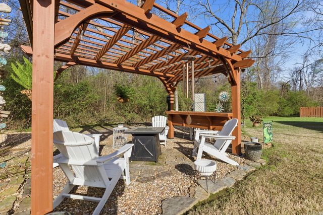 1185 Essex Drive, Benton, AR 72019