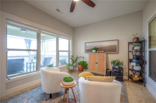 2250 Lake Pointe Dr Drive 300, Lawrence, KS 66049