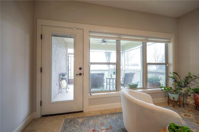 2250 Lake Pointe Dr Drive 300, Lawrence, KS 66049