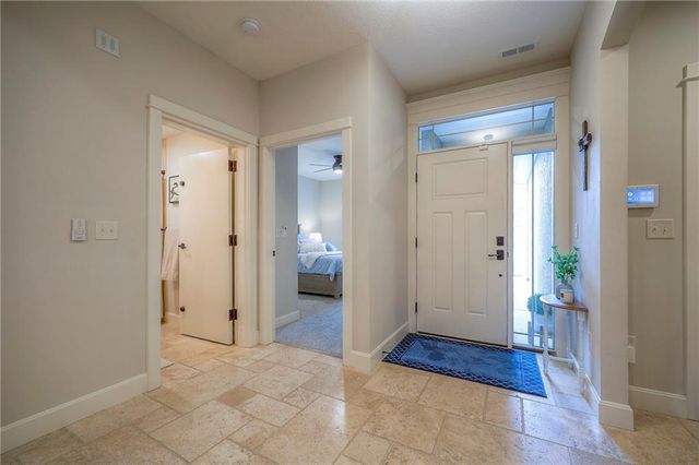 2250 Lake Pointe Dr Drive 300, Lawrence, KS 66049