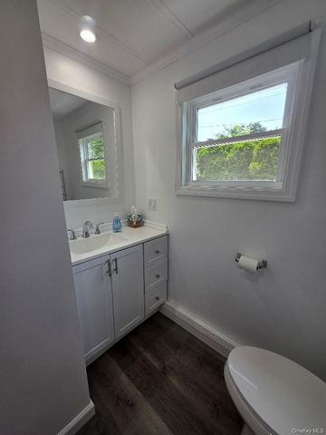 309-15 Fanning Boulevard, Riverhead, NY 11901