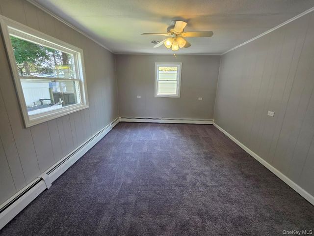 309-15 Fanning Boulevard, Riverhead, NY 11901