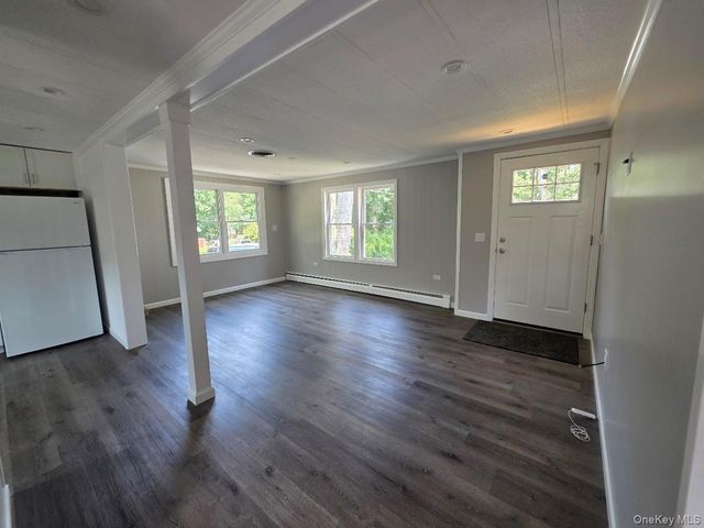 309-15 Fanning Boulevard, Riverhead, NY 11901