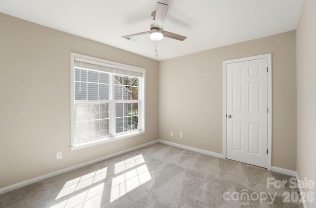 7711 Taymouth Lane, Charlotte, NC 28269
