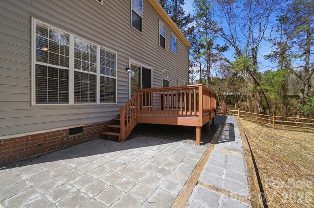 7711 Taymouth Lane, Charlotte, NC 28269