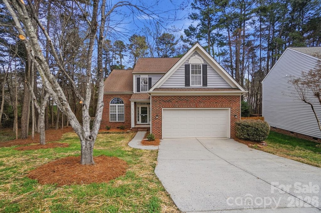 7711 Taymouth Lane, Charlotte, NC 28269