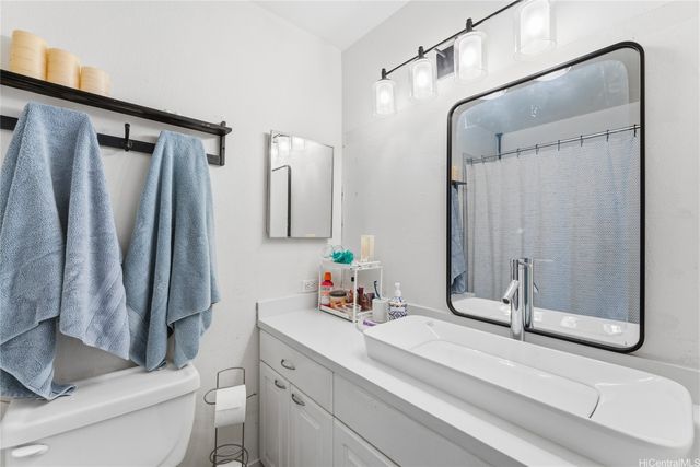 92-1252 Kikaha Street 18, Kapolei, HI 96707