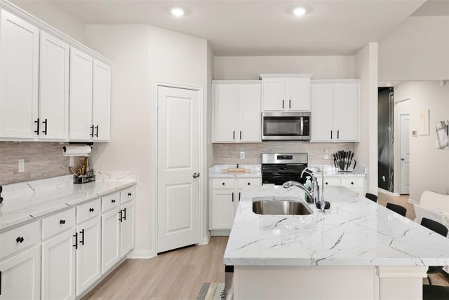 14209 Freeboard Drive, Texas City, TX 77510