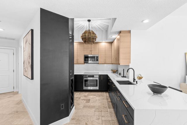 701 S Olive Avenue 1204, West Palm Beach, FL 33401