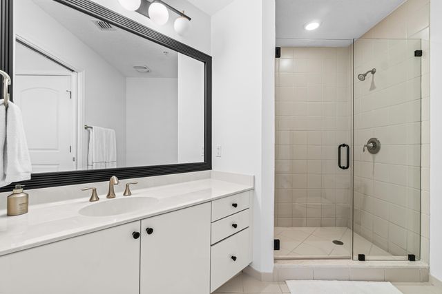 701 S Olive Avenue 1204, West Palm Beach, FL 33401