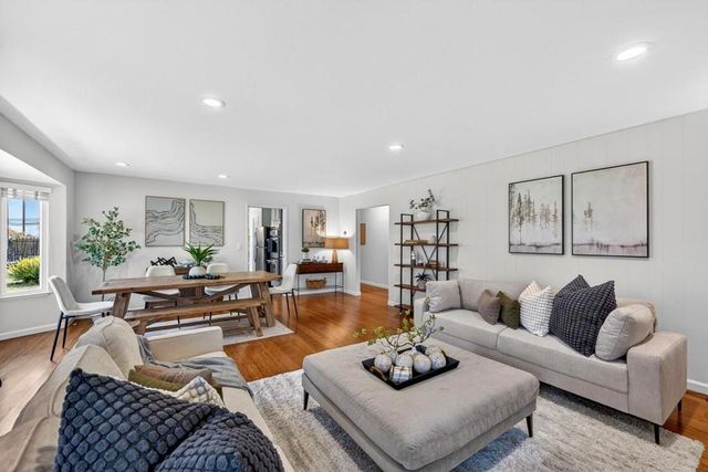 69 Hollins Drive, Santa Cruz, CA 95060