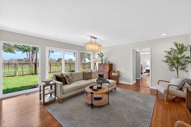 69 Hollins Drive, Santa Cruz, CA 95060