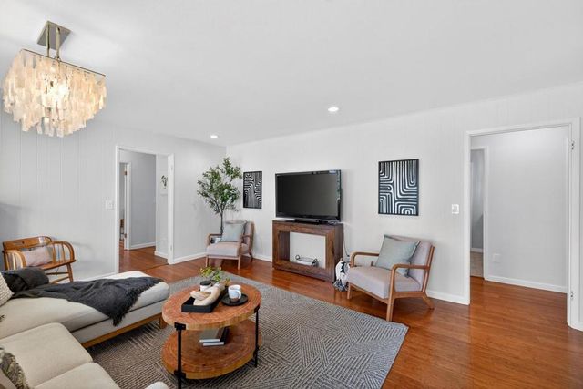 69 Hollins Drive, Santa Cruz, CA 95060