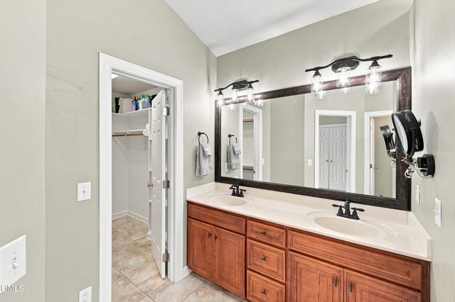 4324 Glen Erin Way, Raleigh, NC 27613
