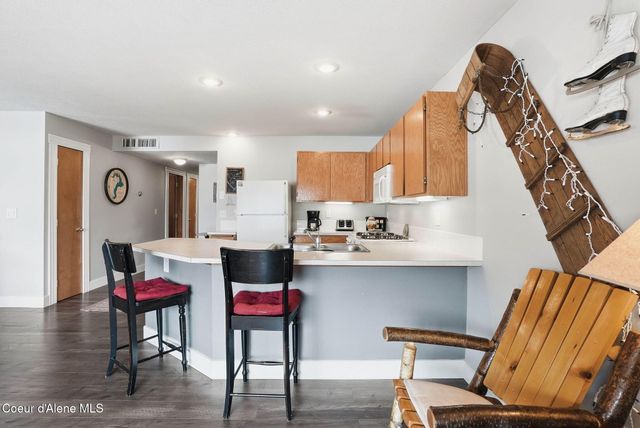 22 Chapel Court, Unit 201, Sandpoint, ID 83864