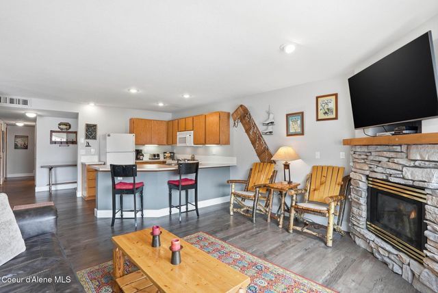 22 Chapel Court, Unit 201, Sandpoint, ID 83864