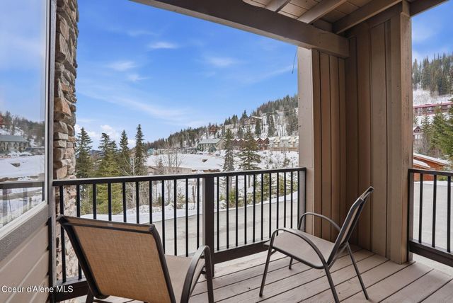 22 Chapel Court, Unit 201, Sandpoint, ID 83864