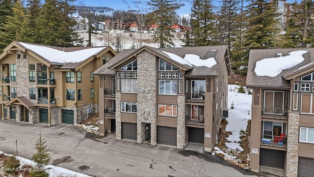 22 Chapel Court, Unit 201, Sandpoint, ID 83864